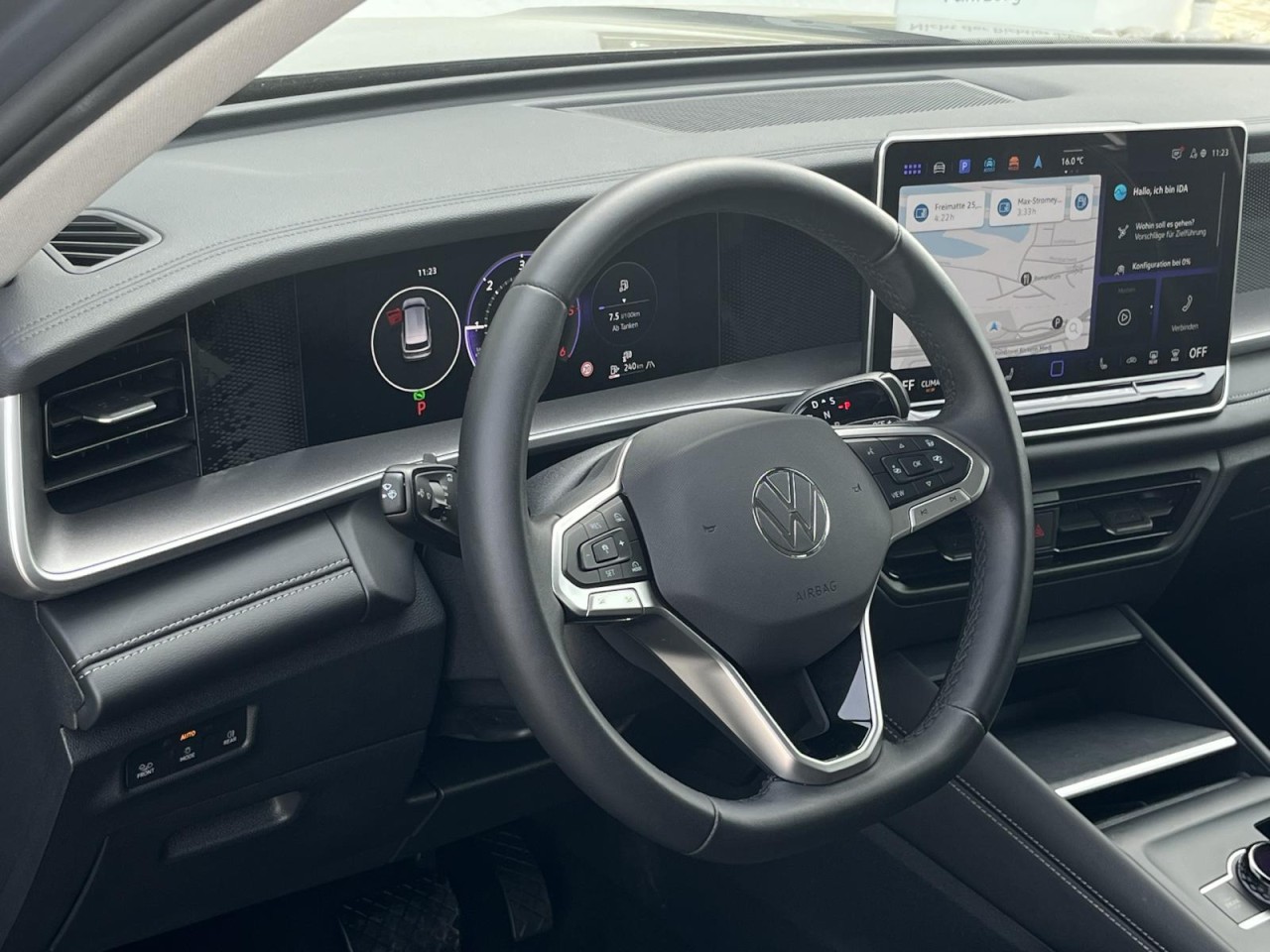 Tayron 2,0 TDI DSG Life 4Motion 7-Sitze (AHK+IQLight+RearView)