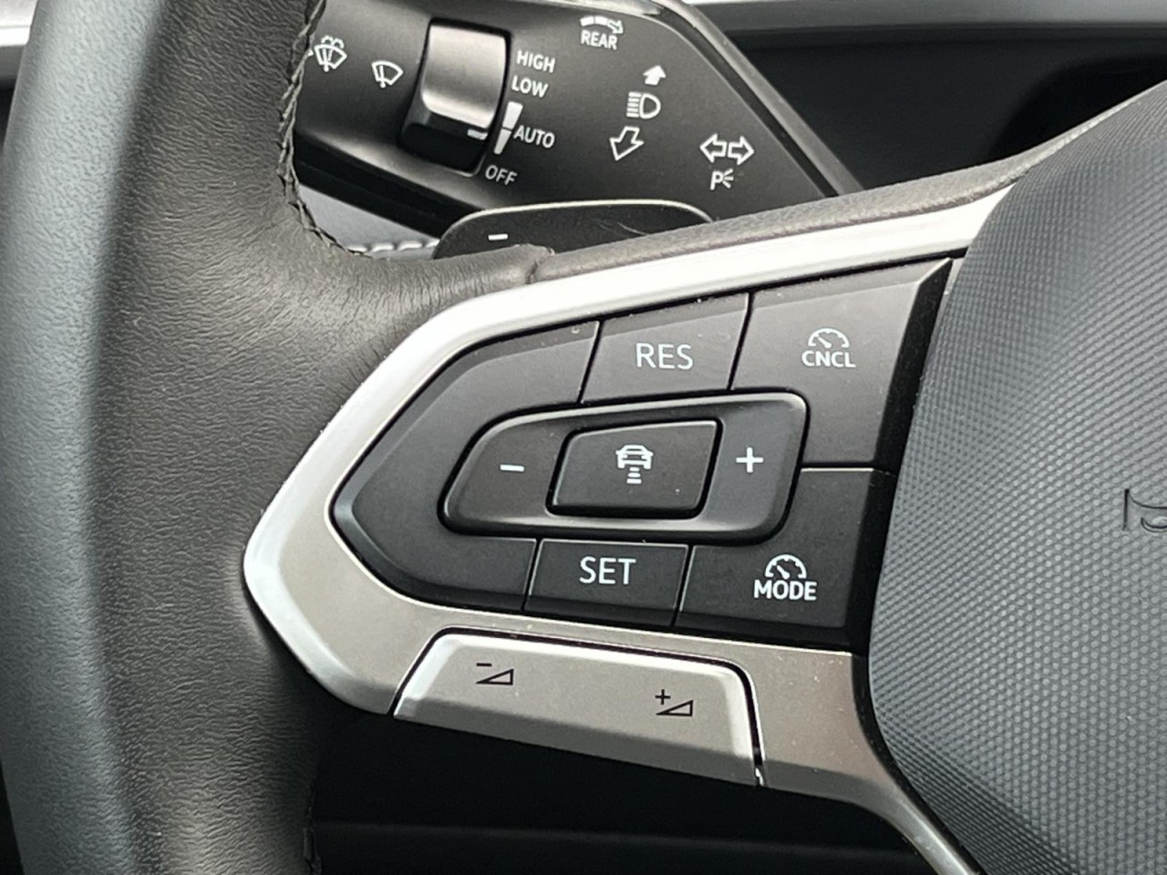 Tayron 2,0 TDI DSG Life 4Motion 7-Sitze (AHK+IQLight+RearView)