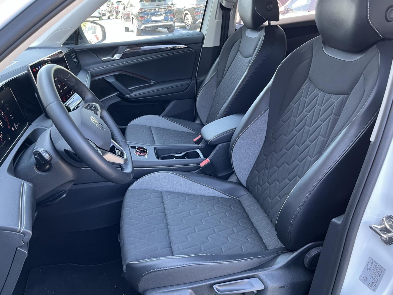 Tiguan 1,5 eTSI DSG Goal (LED+AHK+RearView)
