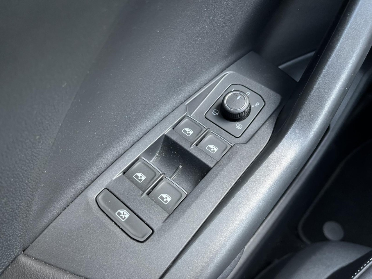 T-Cross 1.0 TSI Goal (LED+NAVI+APP+ACC) Klima