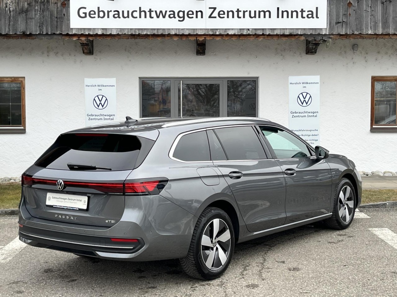 Passat Variant 1,5 TSI DSG Bussines (Navi+LED+RearView)