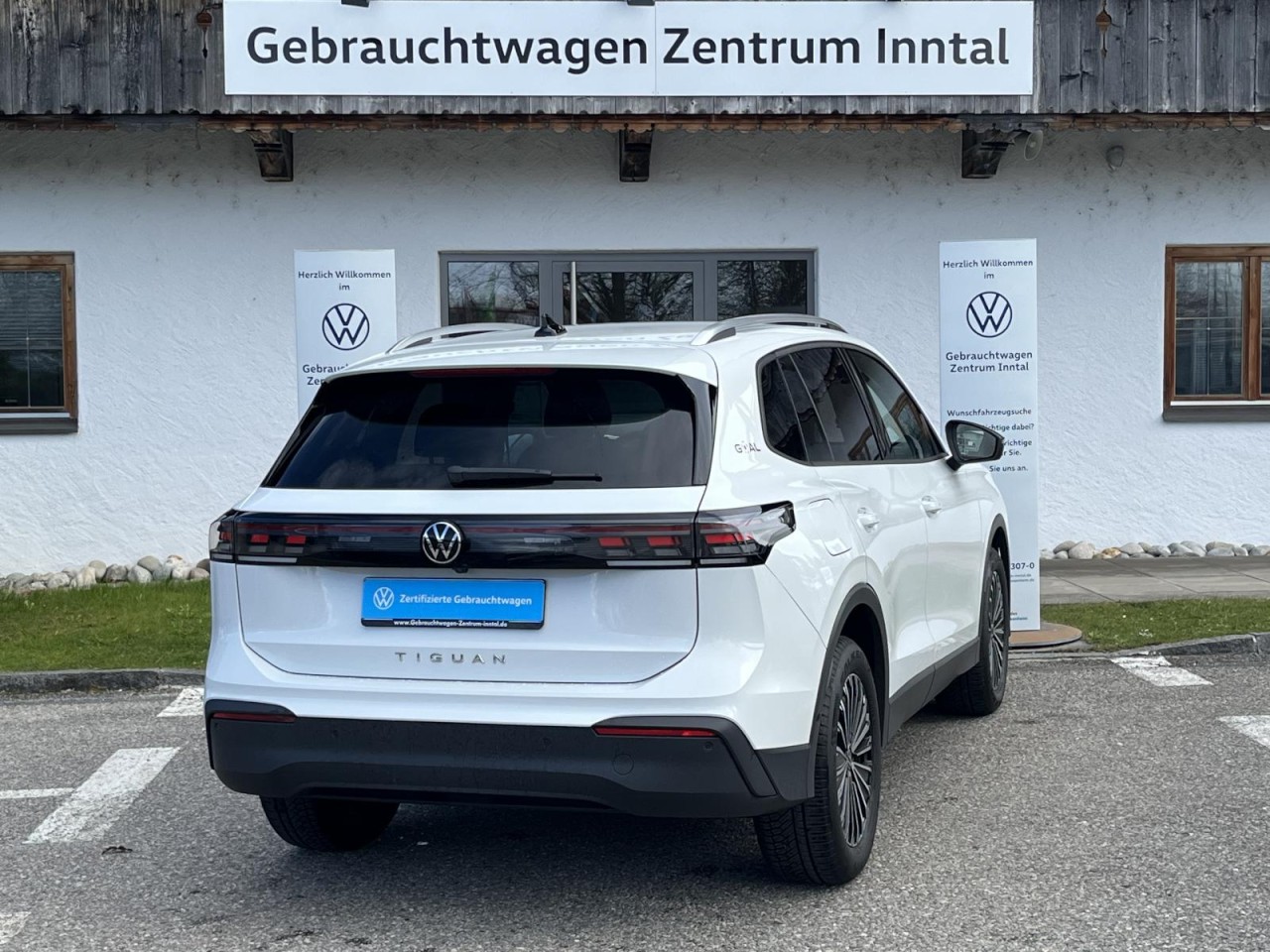 Tiguan 2,0 TDI DSG Goal (Navi+LED+AHK+RearView+ACC)