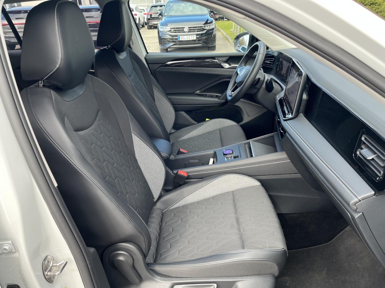 Tiguan 2,0 TDI DSG Goal (Navi+LED+AHK+RearView+ACC)