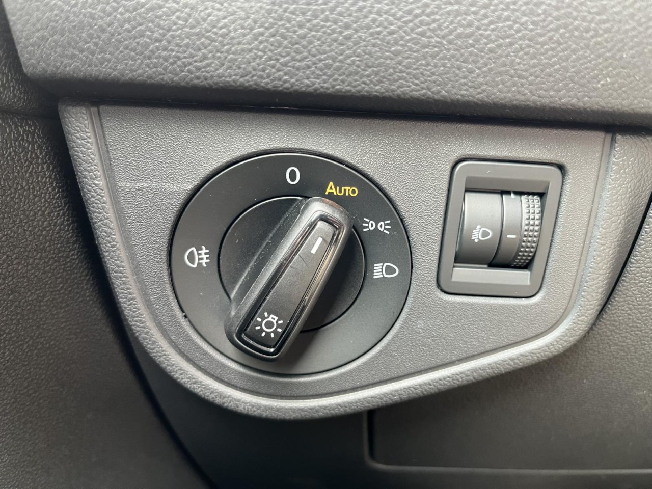 Taigo 1,0 TSI DSG Goal (Navi+LED+ACC) Klima