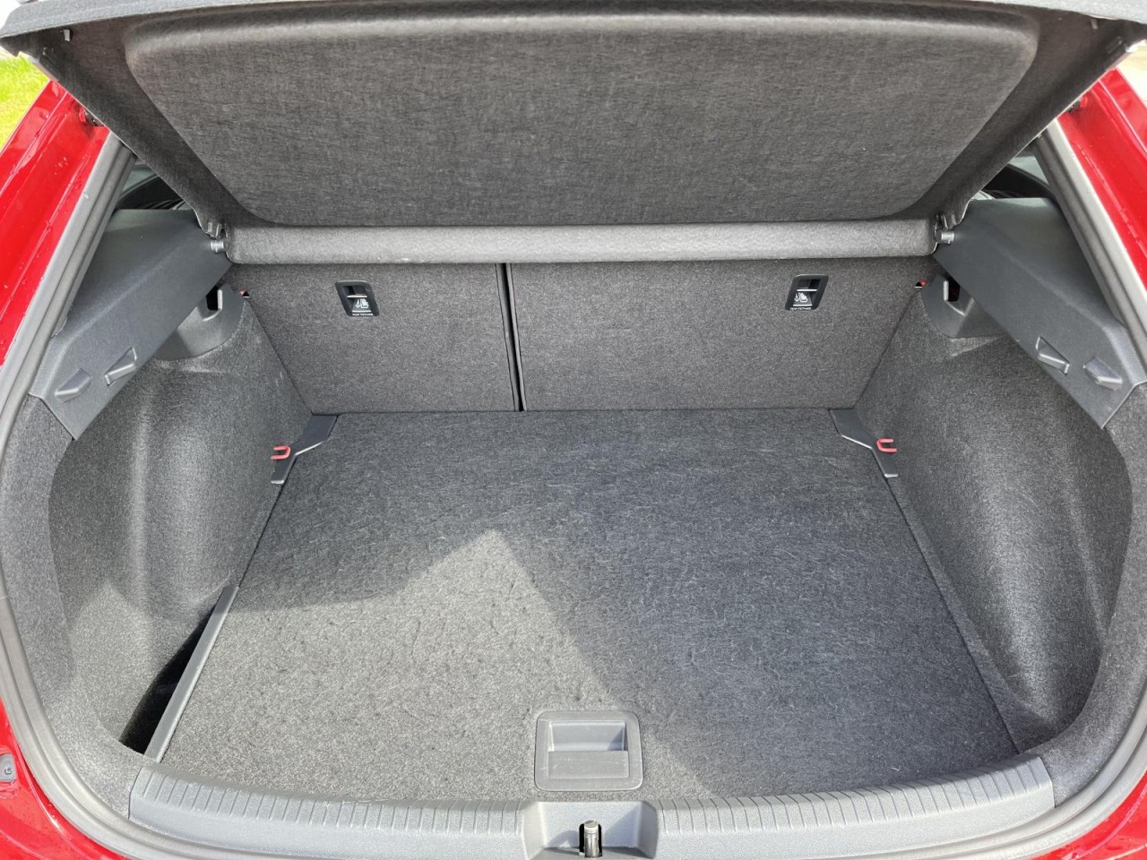 Taigo 1,0 TSI DSG Goal (Navi+LED+ACC) Klima