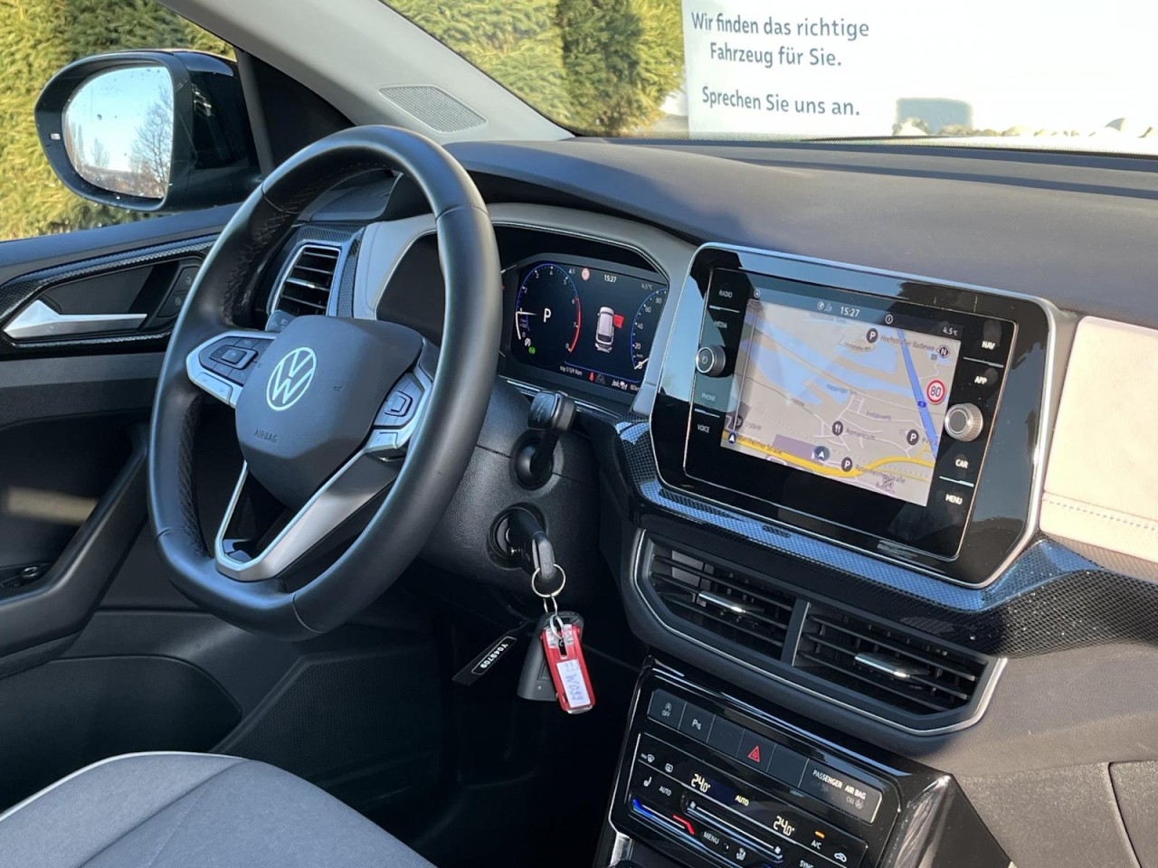 T-Cross 1,0 TSI DSG Style (IQLight+ACC+Navi+RearView)