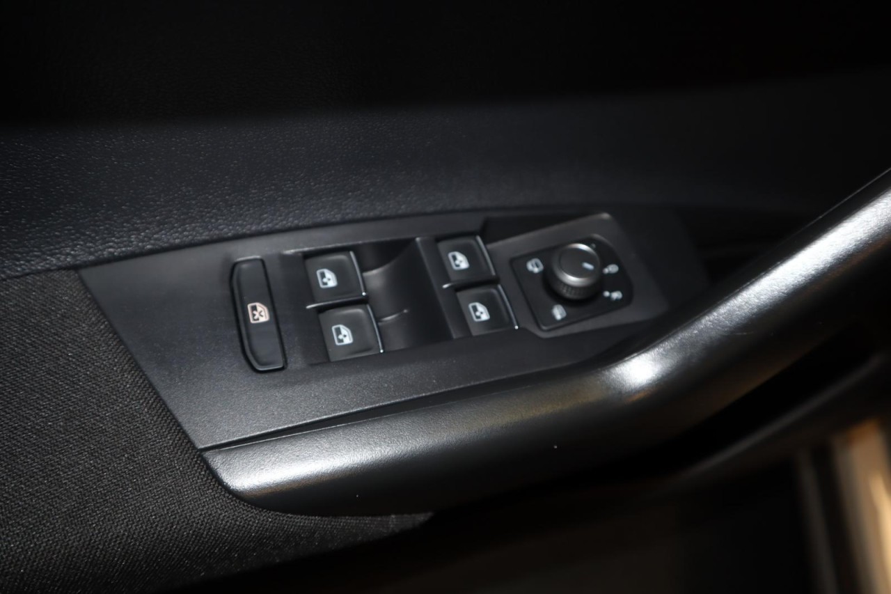 Taigo 1,0 TSI DSG Move (LED+AppConnect) Klima