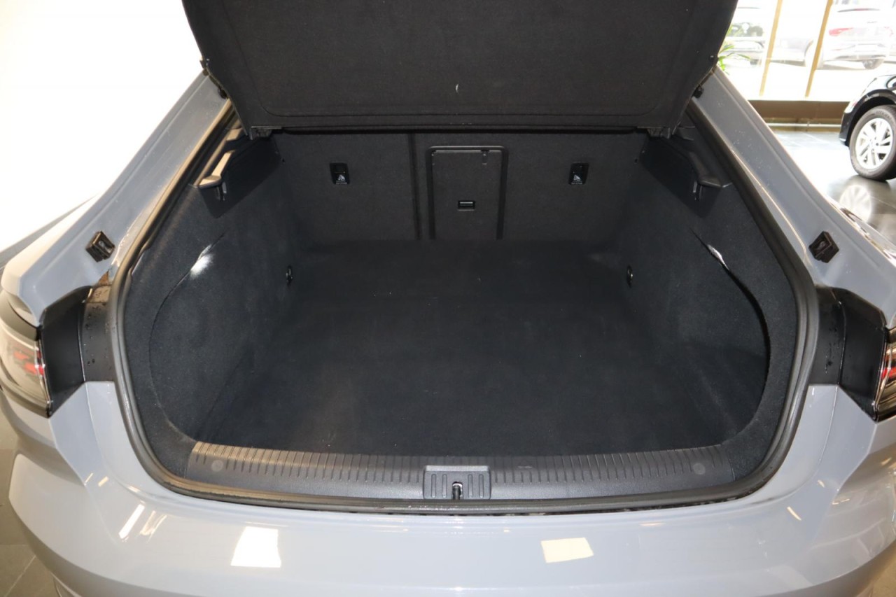 Arteon 2,0 TDI DSG 4Motion R-Line (Standhzg.+LED)