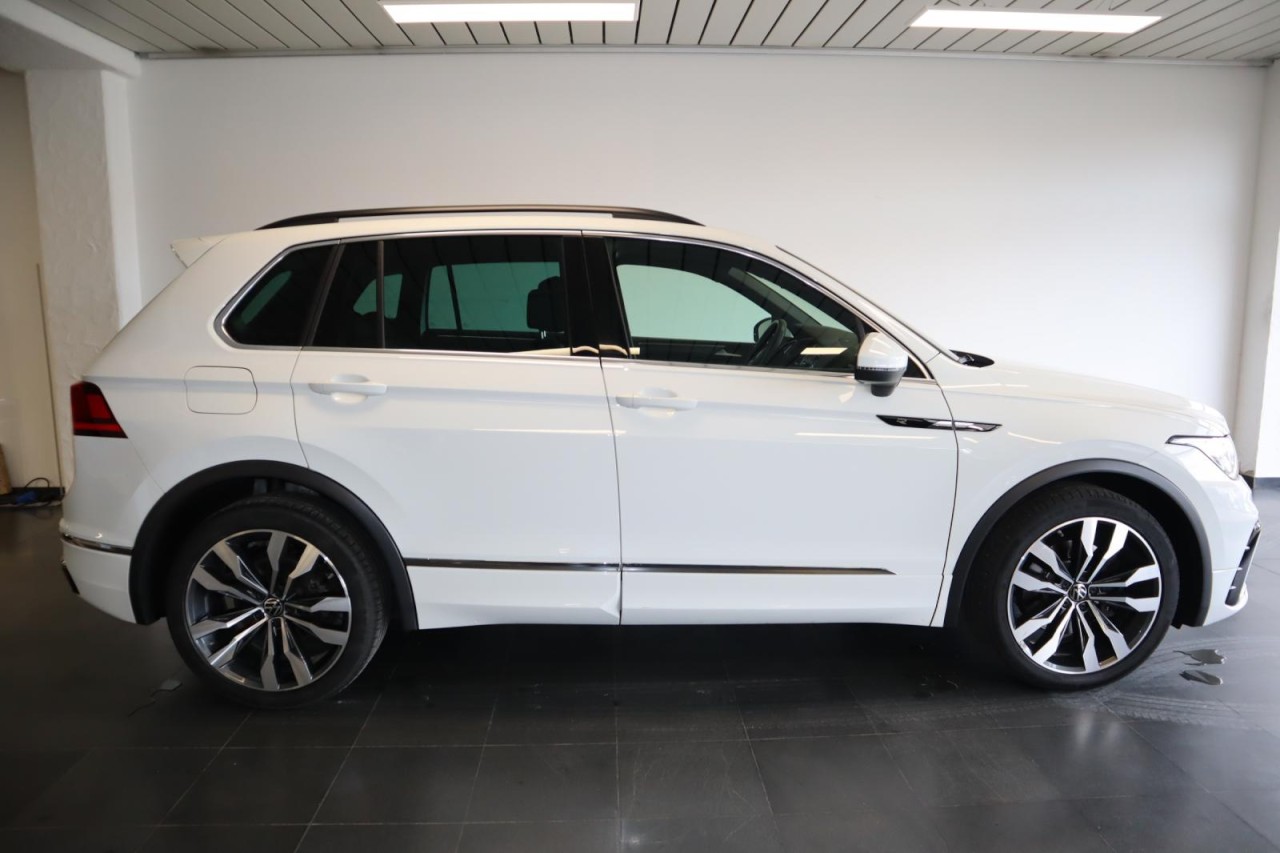 Tiguan 2,0 TSI DSG 4Motion R-Line (AHK+Navi)