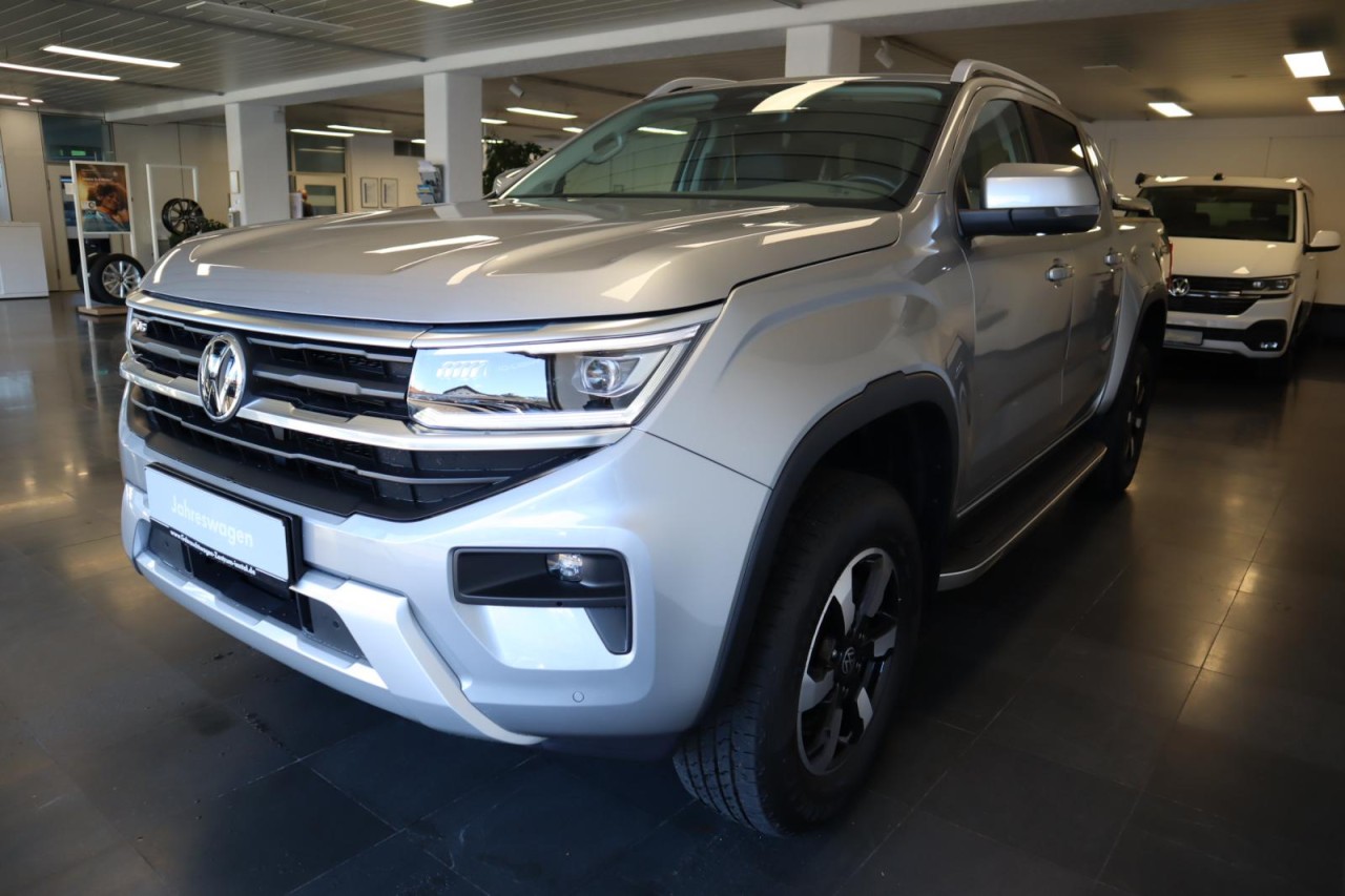 Amarok T1 Double Cab Style 3,0 TDI DSG Allrad V6 (AHK+RearView)