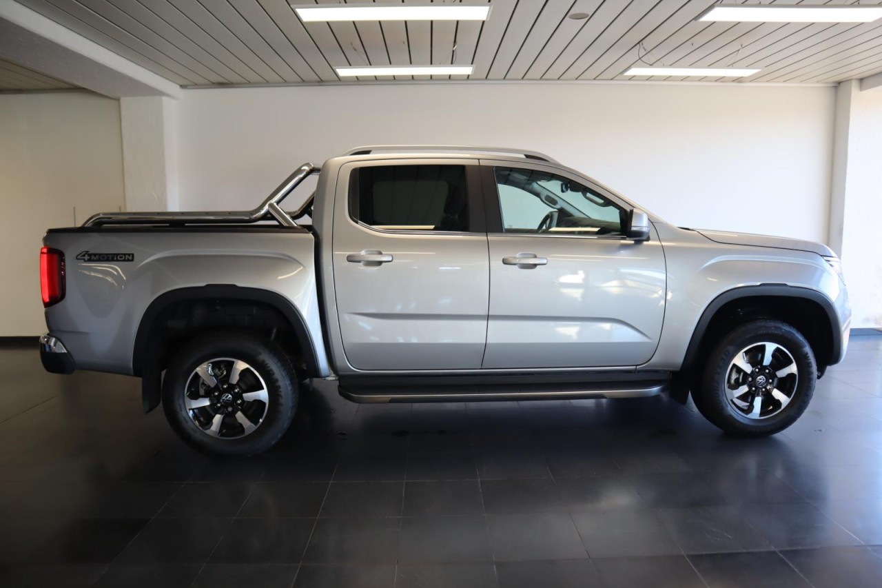 Amarok T1 Double Cab Style 3,0 TDI DSG Allrad V6 (AHK+RearView)