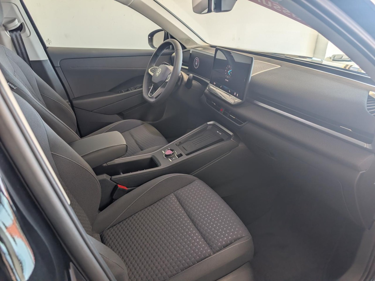 T-Roc 1,5 eTSI DSG Energy (LED+ACC+RearView)