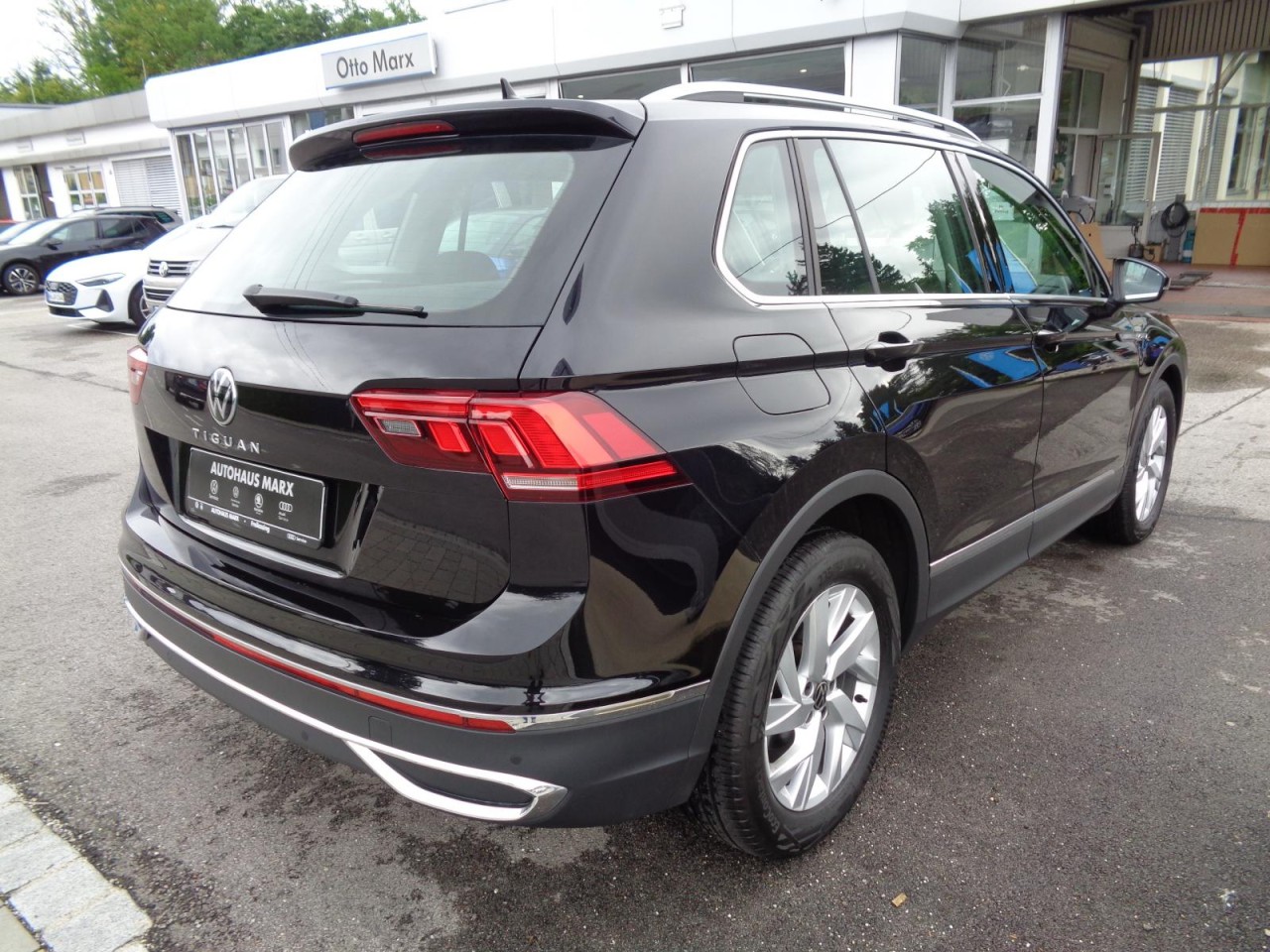 Tiguan 2,0 TDI Elegance (Navi+LED+ACC) Klima