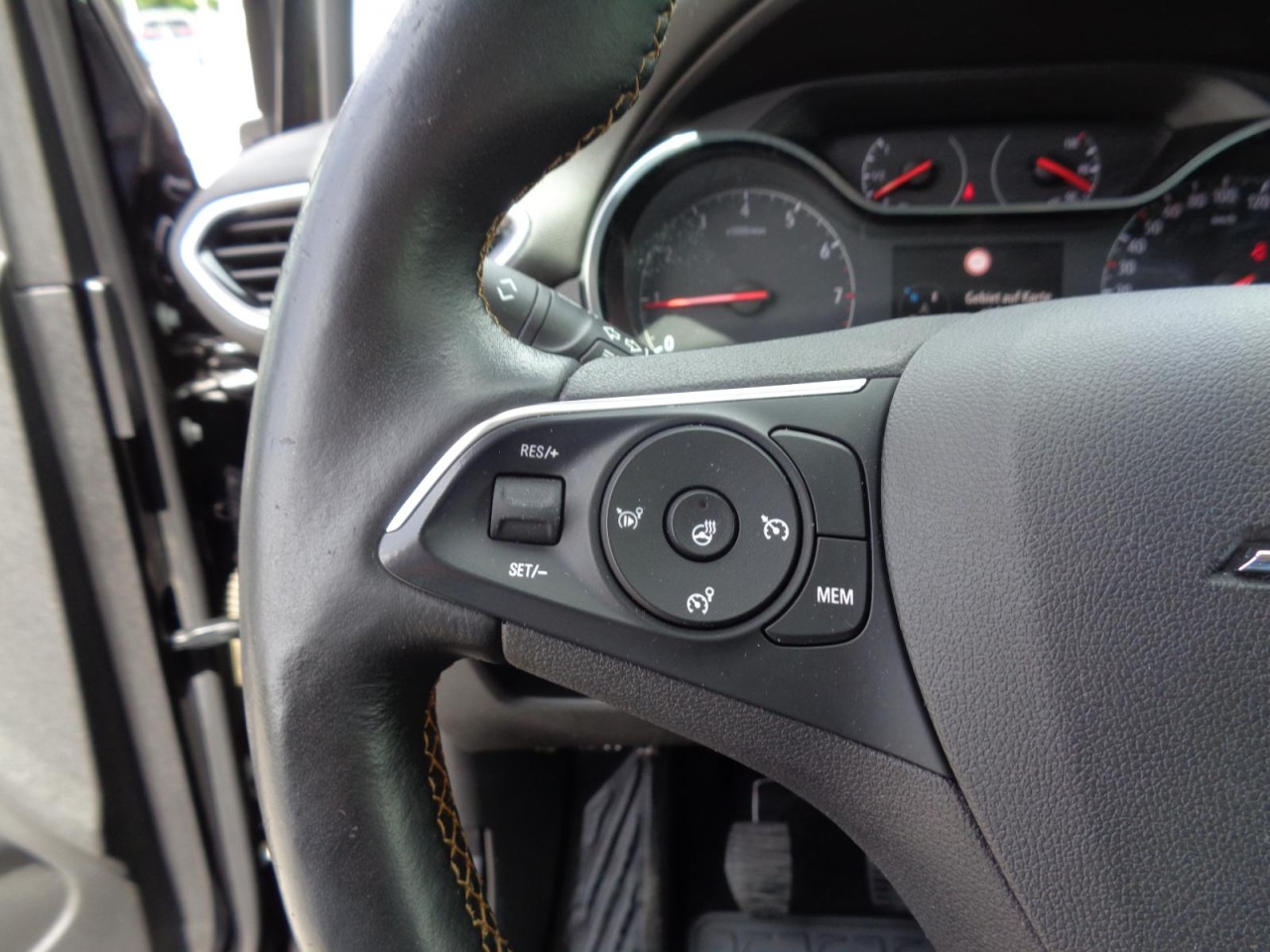Crossland 1.2 Turbo Ultimate (LED, Navi, PDC)