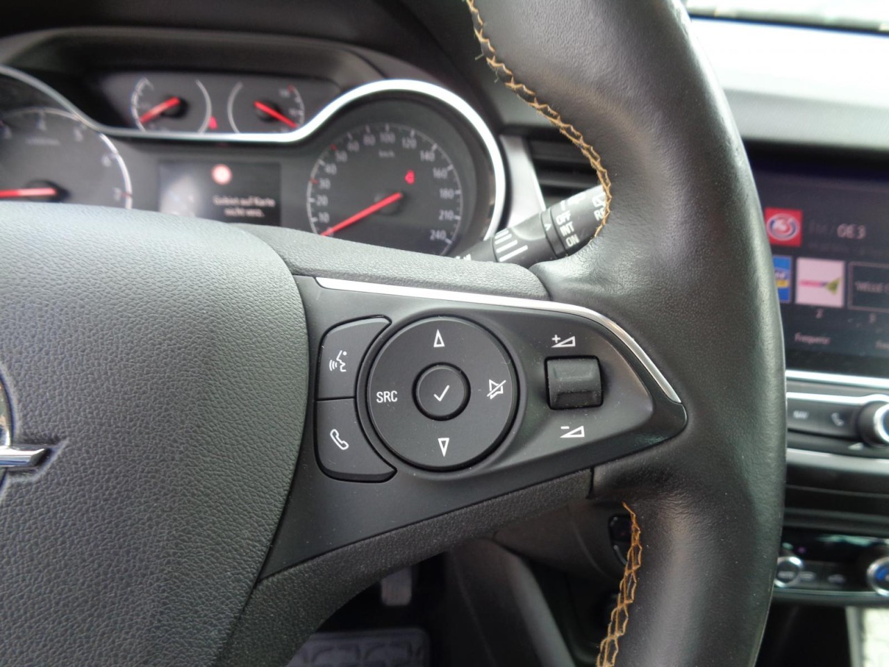 Crossland 1.2 Turbo Ultimate (LED, Navi, PDC)