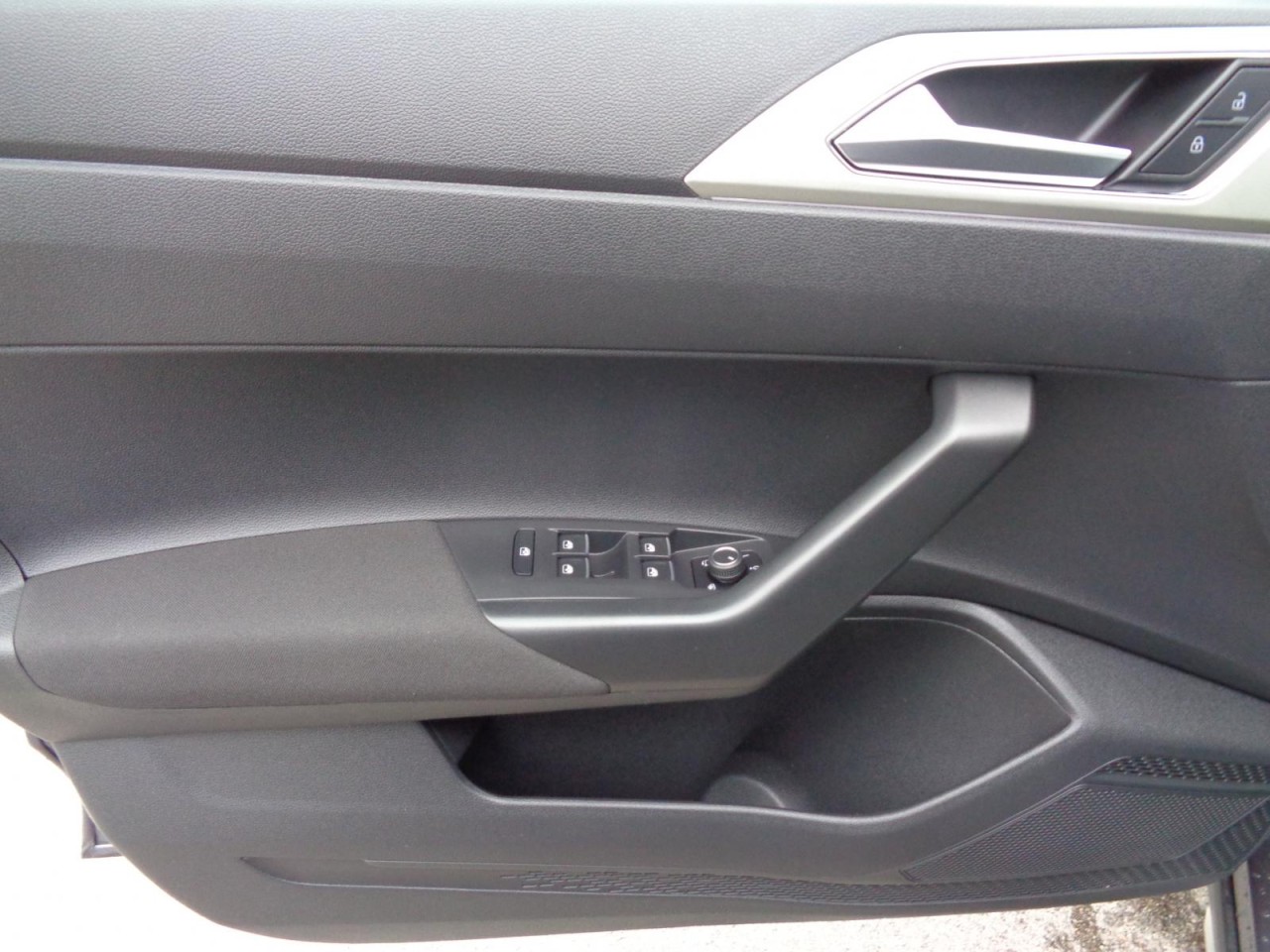 Taigo 1,0 TSI DSG Move (LED,AppConnect) Klima