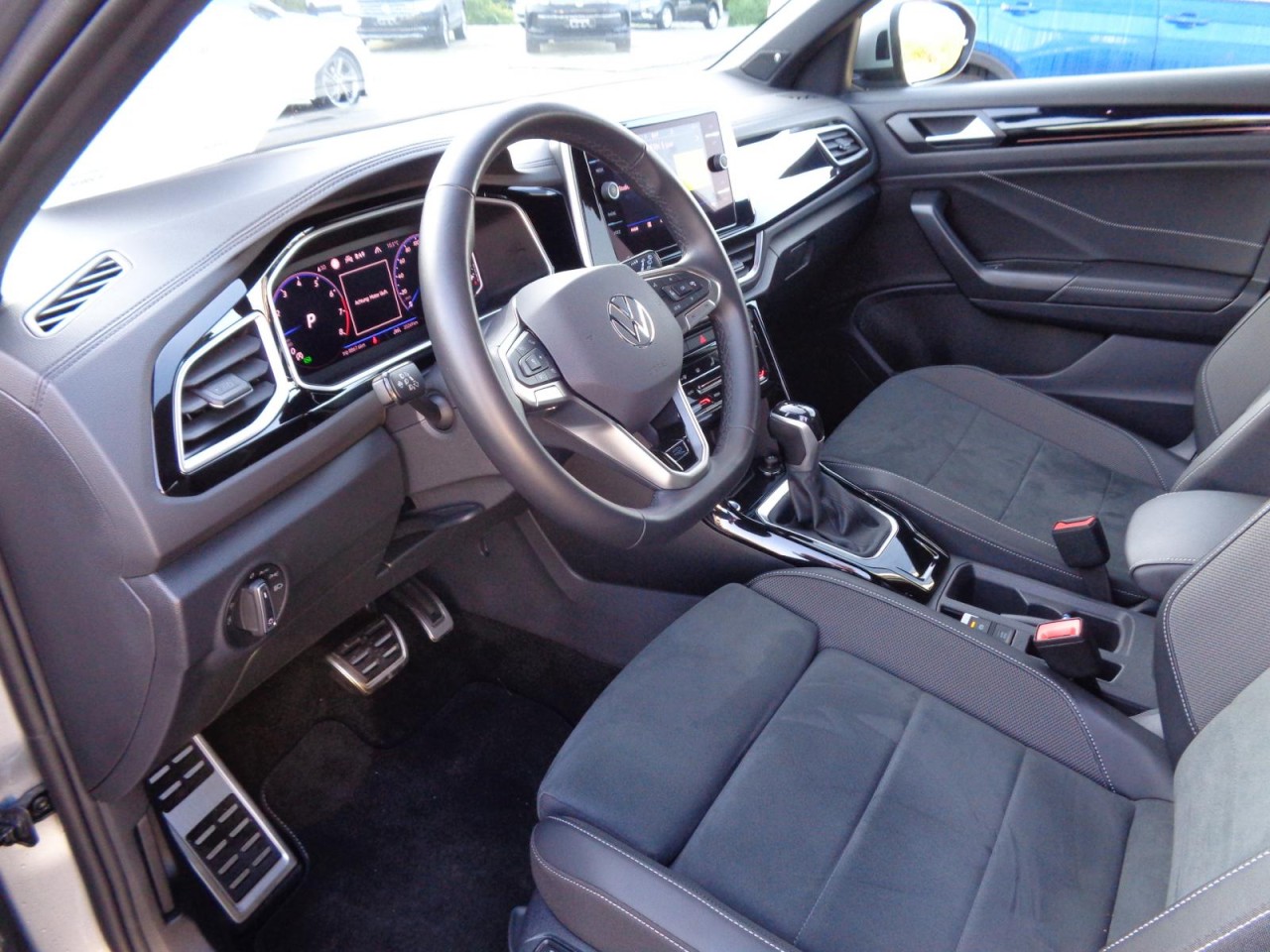 T-Roc 1,5 TSI DSG R-Line (LED+Navi+RearView)