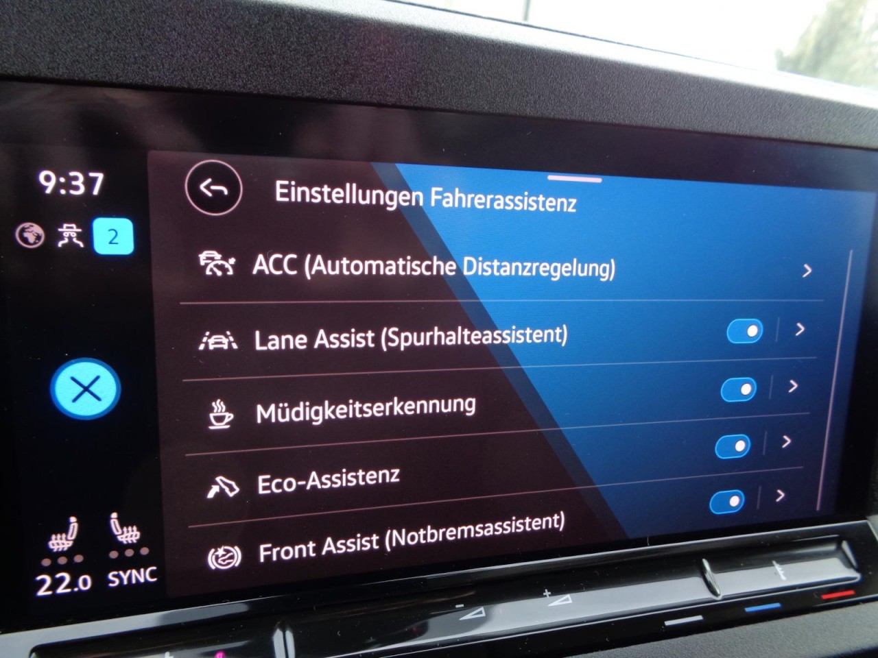 Caddy Cargo 2.0 TDI DSG (NAVI+LED+Sitzh.+RearView+Standh.)