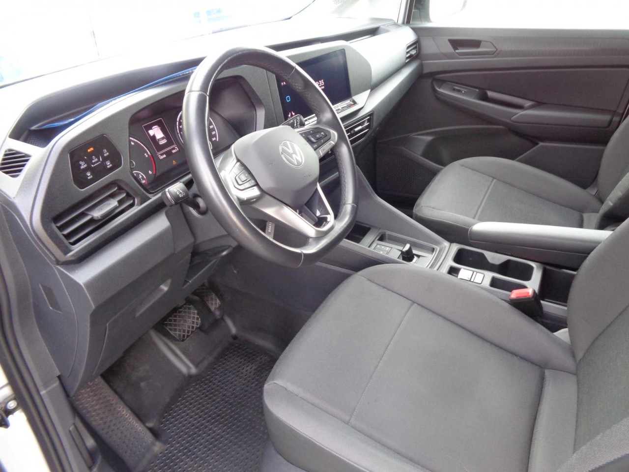 Caddy Cargo 2.0 TDI DSG (NAVI+LED+Sitzh.+RearView+Standh.)