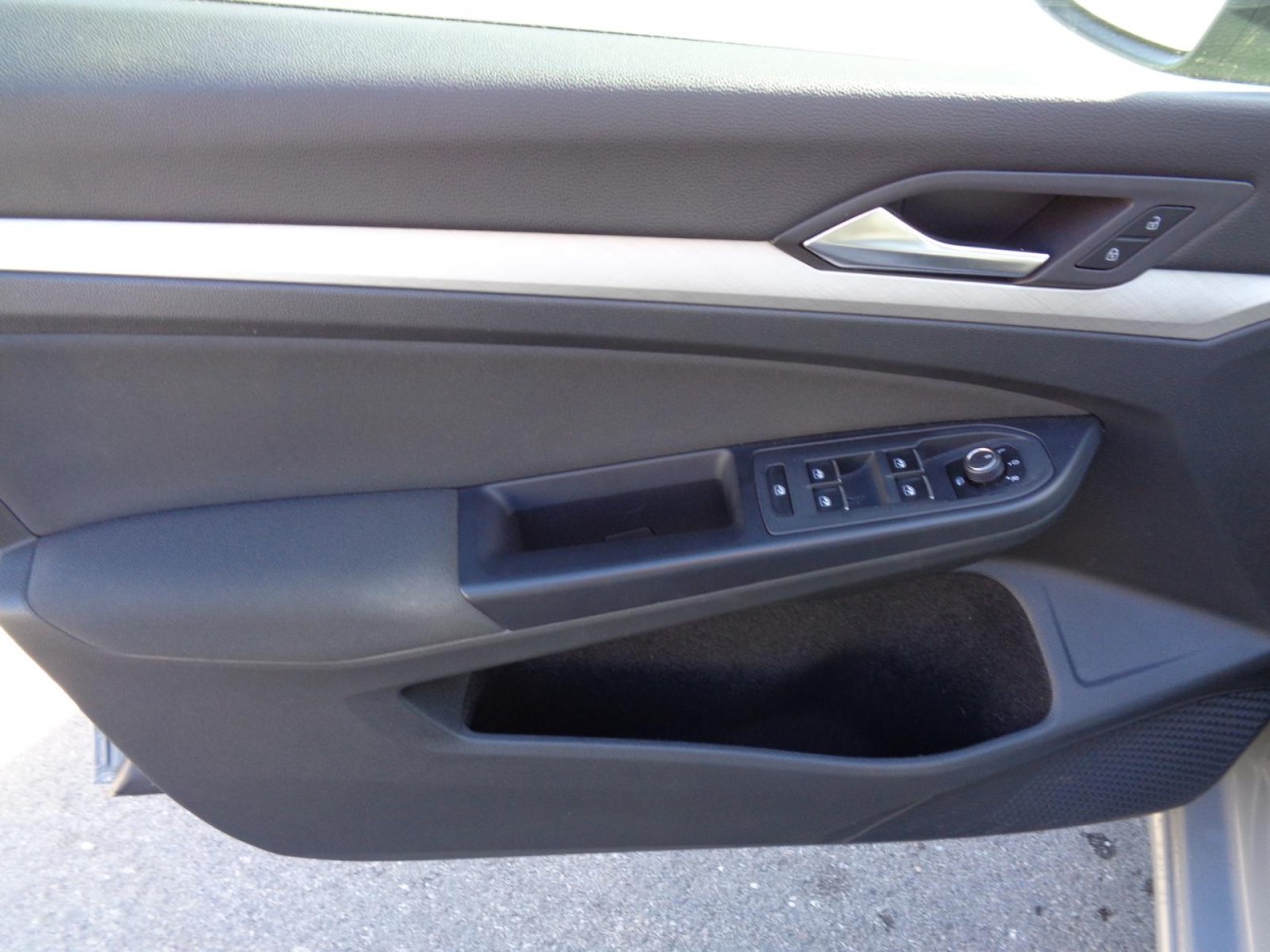 Golf VIII 1.5 TSI Life (Navi, ACC, PDC, LED)