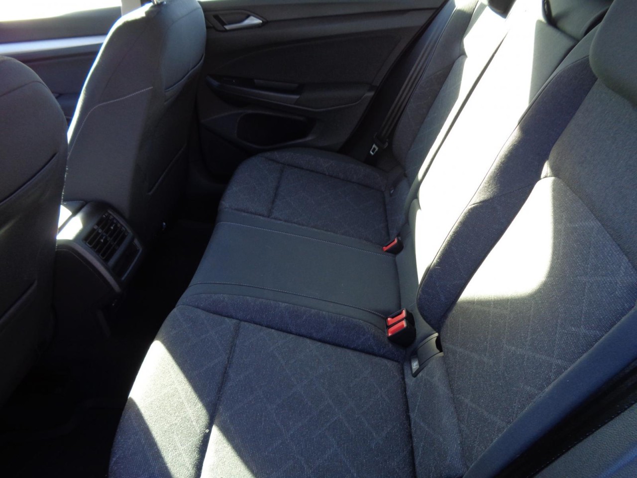 Golf VIII 1.5 TSI Life (Navi, ACC, PDC, LED)