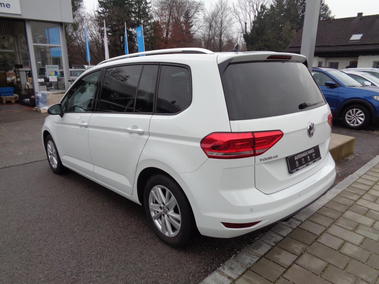 Touran 1.5 TSI Comfortline (AHK, Navi, ACC, LED)