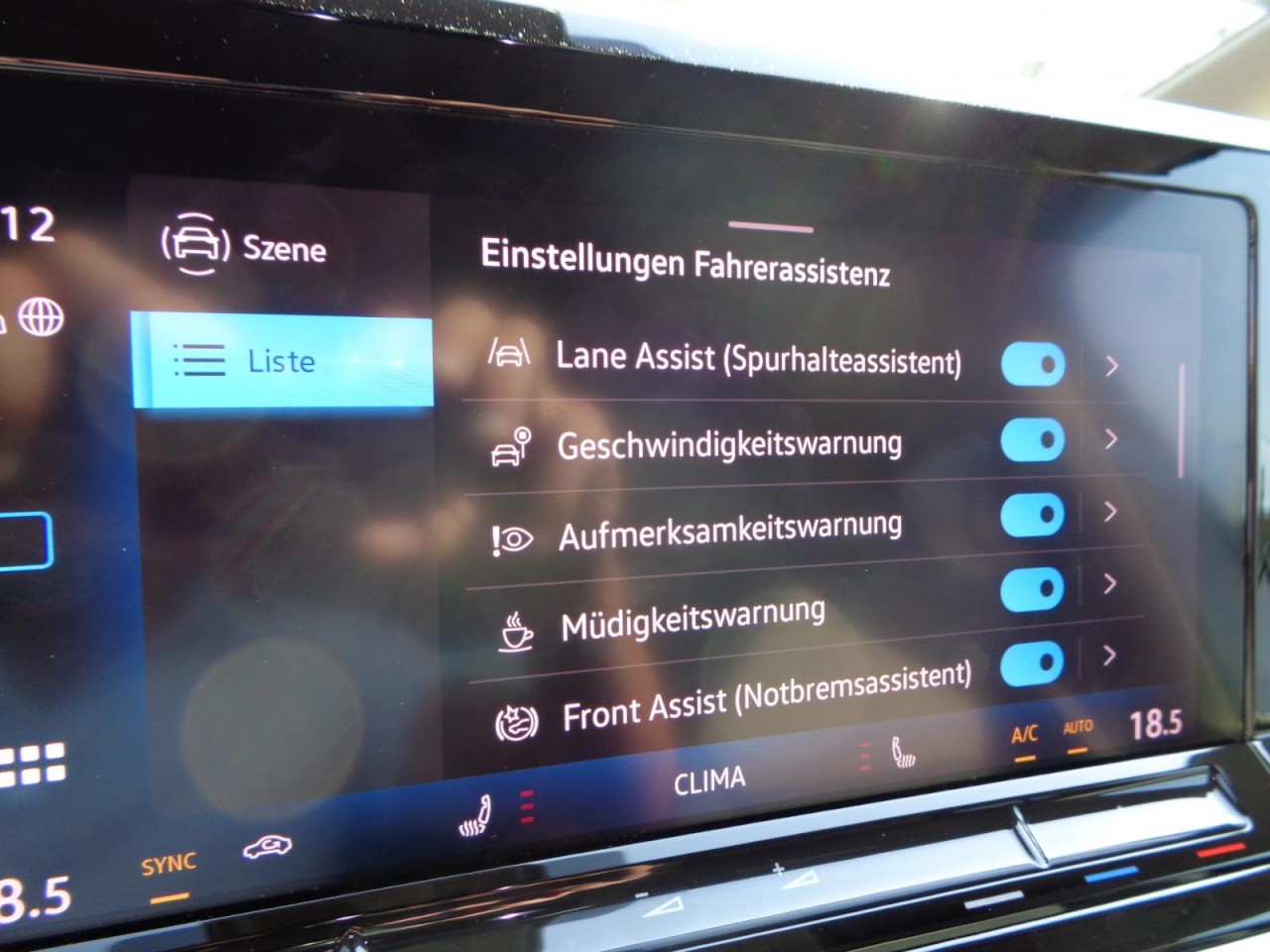 Multivan T7 Life KÜ 2,0 TDI DSG (Matrix+Navi+Standhzg.)