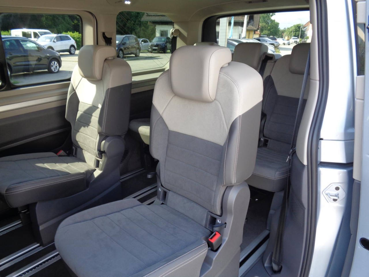 Multivan T7 Life KÜ 2,0 TDI DSG (Matrix+Navi+Standhzg.)