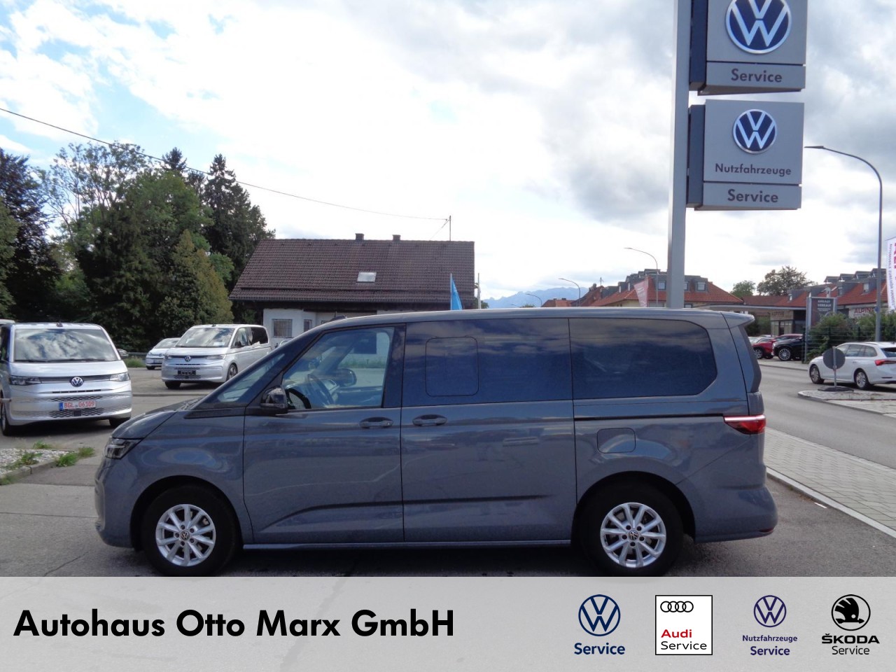 Multivan T7 2.0 TDI DSG LR (AHK, Navi, 7-Sitzer)