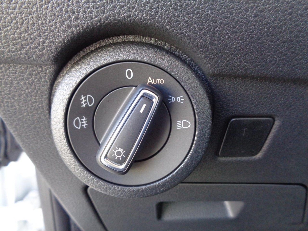 California Beach T6.1 Camper Edition 2,0 TDI DSG (RearView)