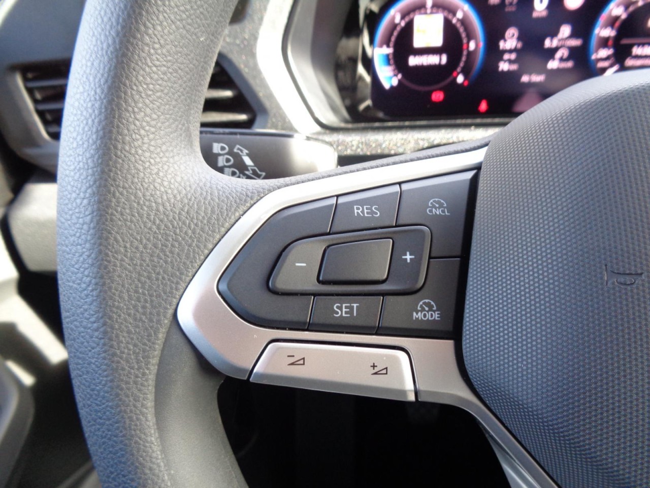 Caddy Basis 2,0 TDI (Sitzhzg.+Klima+RearView)