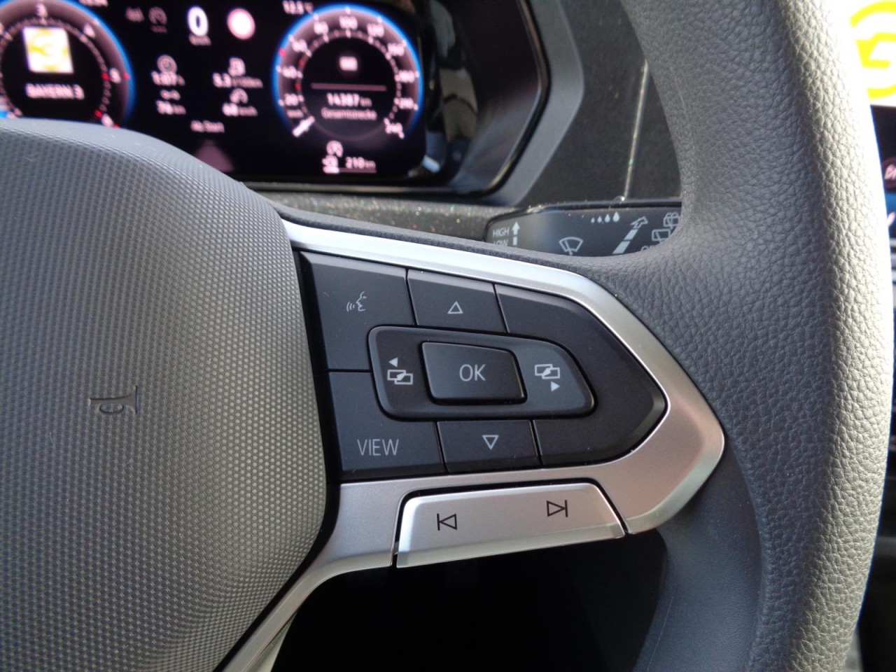 Caddy Basis 2,0 TDI (Sitzhzg.+Klima+RearView)