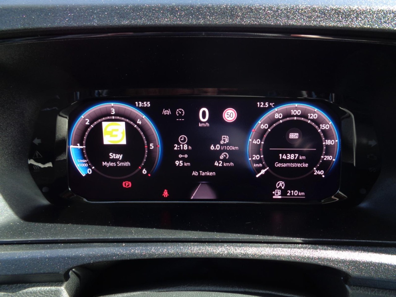 Caddy Basis 2,0 TDI (Sitzhzg.+Klima+RearView)