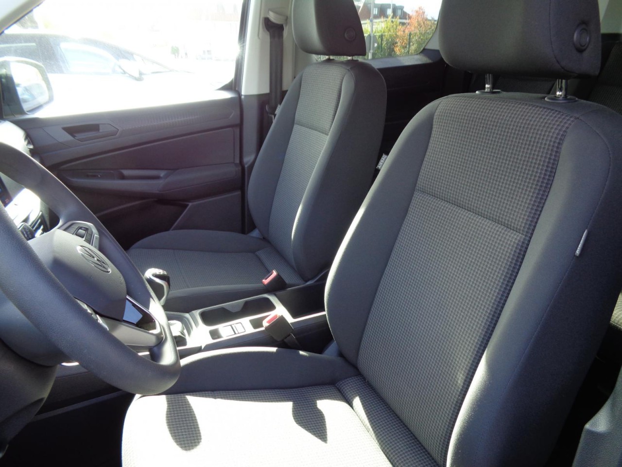 Caddy Basis 2,0 TDI (Sitzhzg.+Klima+RearView)