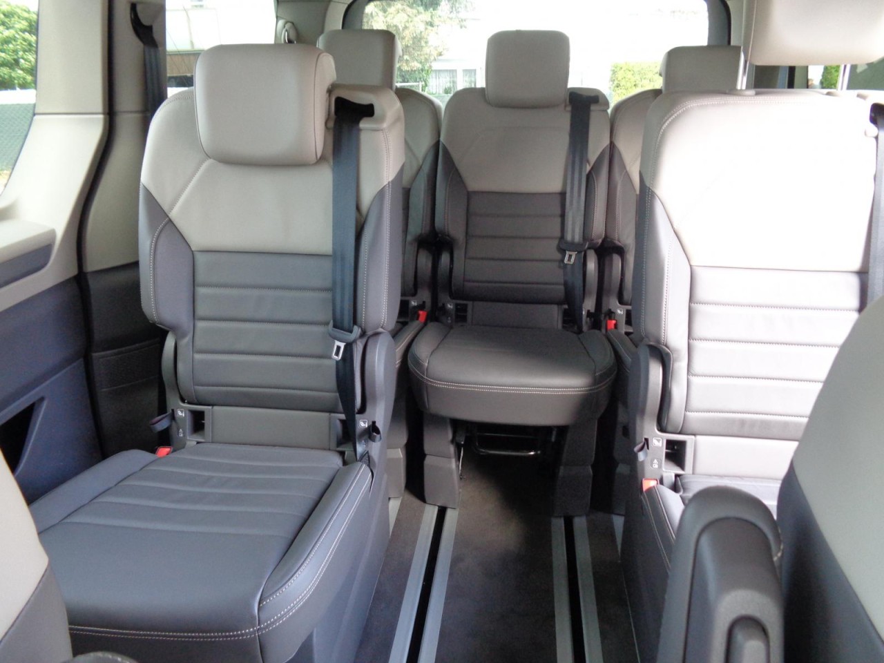 Multivan T7 Life lang 2,0 TDI DSG (7-Sitzer+RearView+ACC)