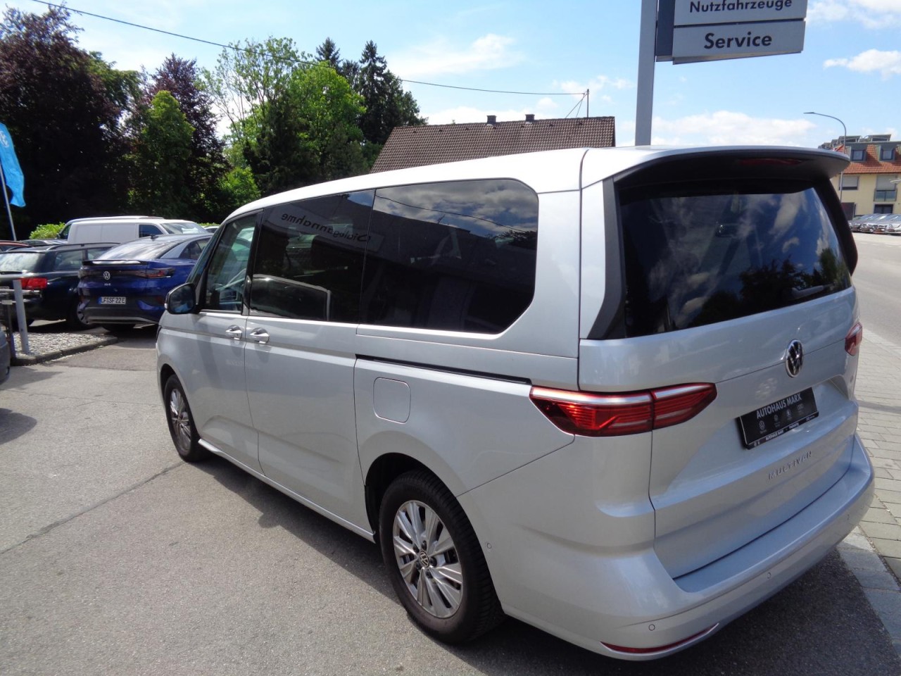 Multivan T7 Life lang 2,0 TDI DSG (7-Sitzer+RearView+ACC)