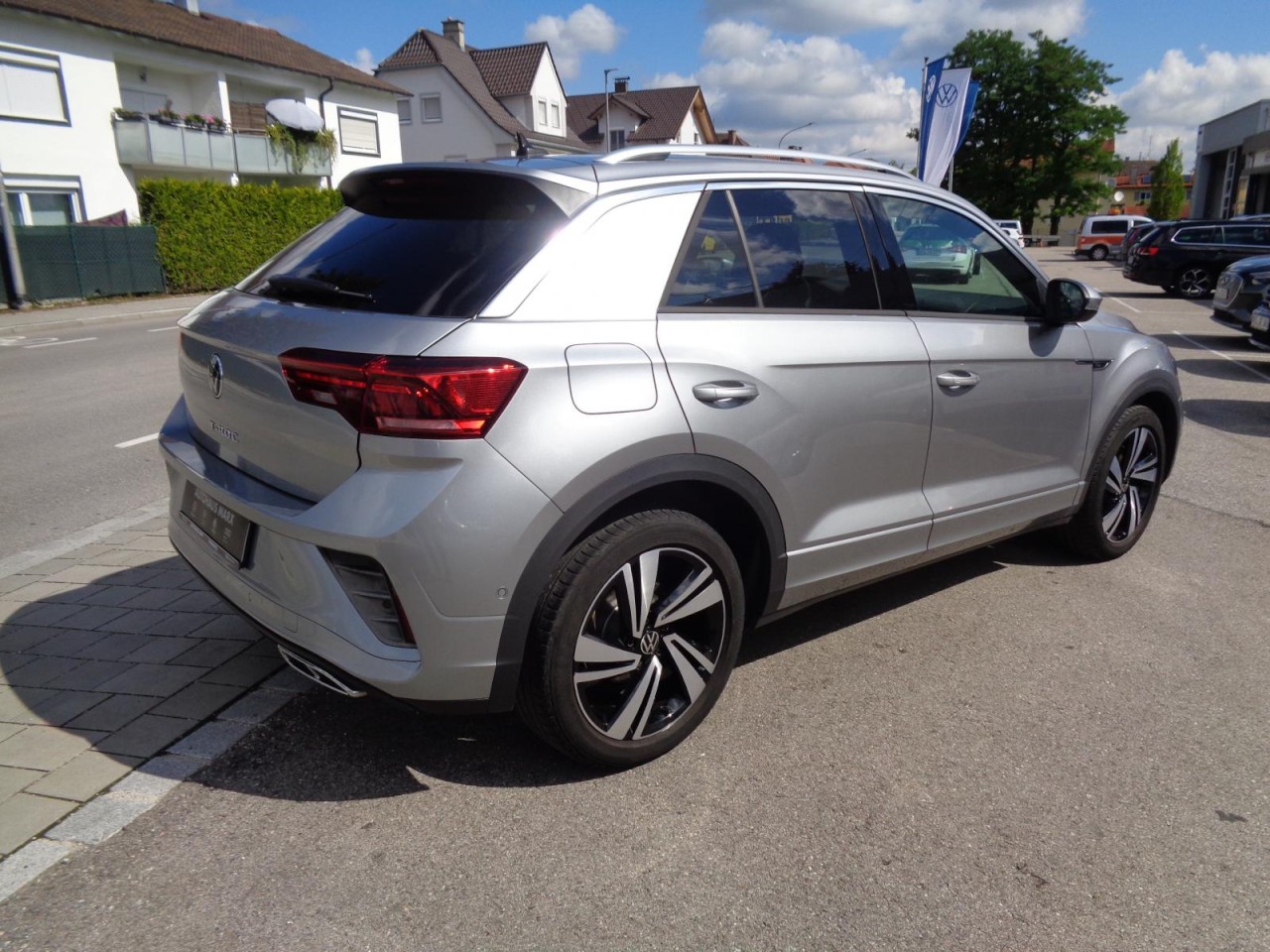 T-Roc 1.5 TSI DSG R-Line (Navi, AHK, ACC, LED)