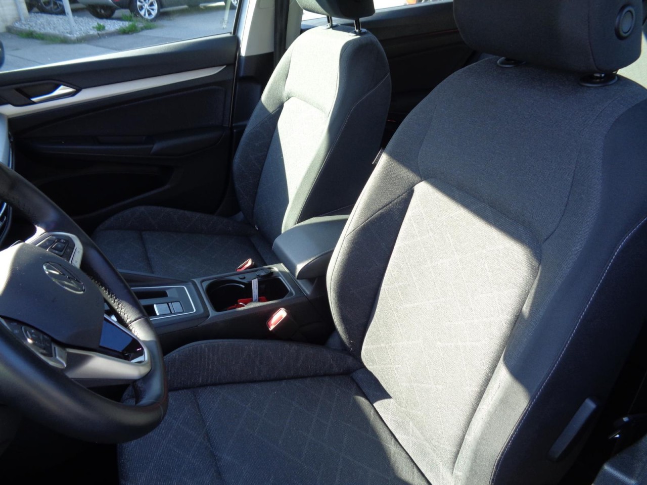 Golf VIII Variant 2.0 TDI DSG Life (Navi, ACC, App.-C., PDC)