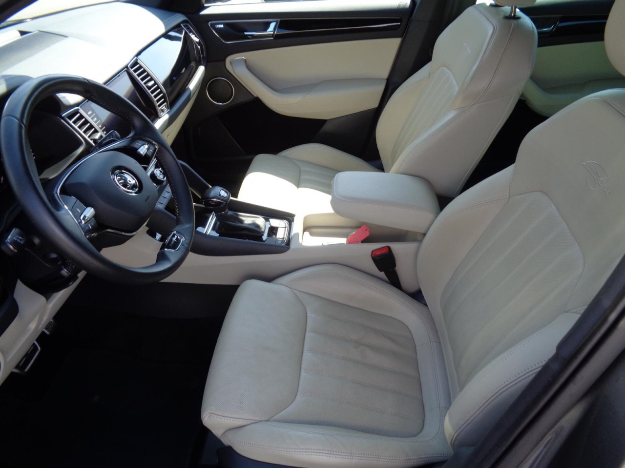 Kodiaq 2,0TSI L&K 4x4 OPF (ACC,Columbus,Pano,LM 20 Zoll )