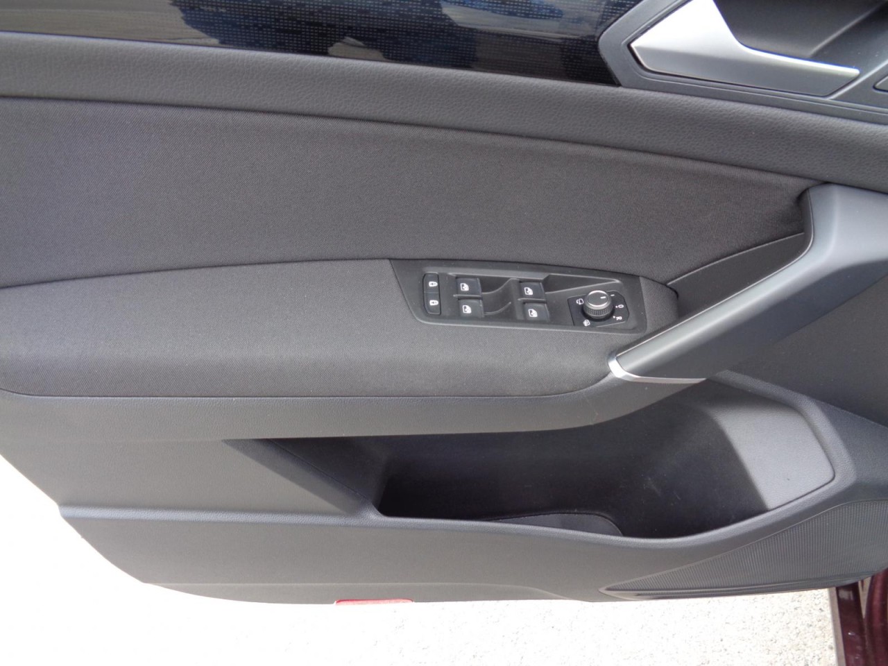 Touran 1.6 TDI Sound (ACC, Navi, 7-Sitzer)