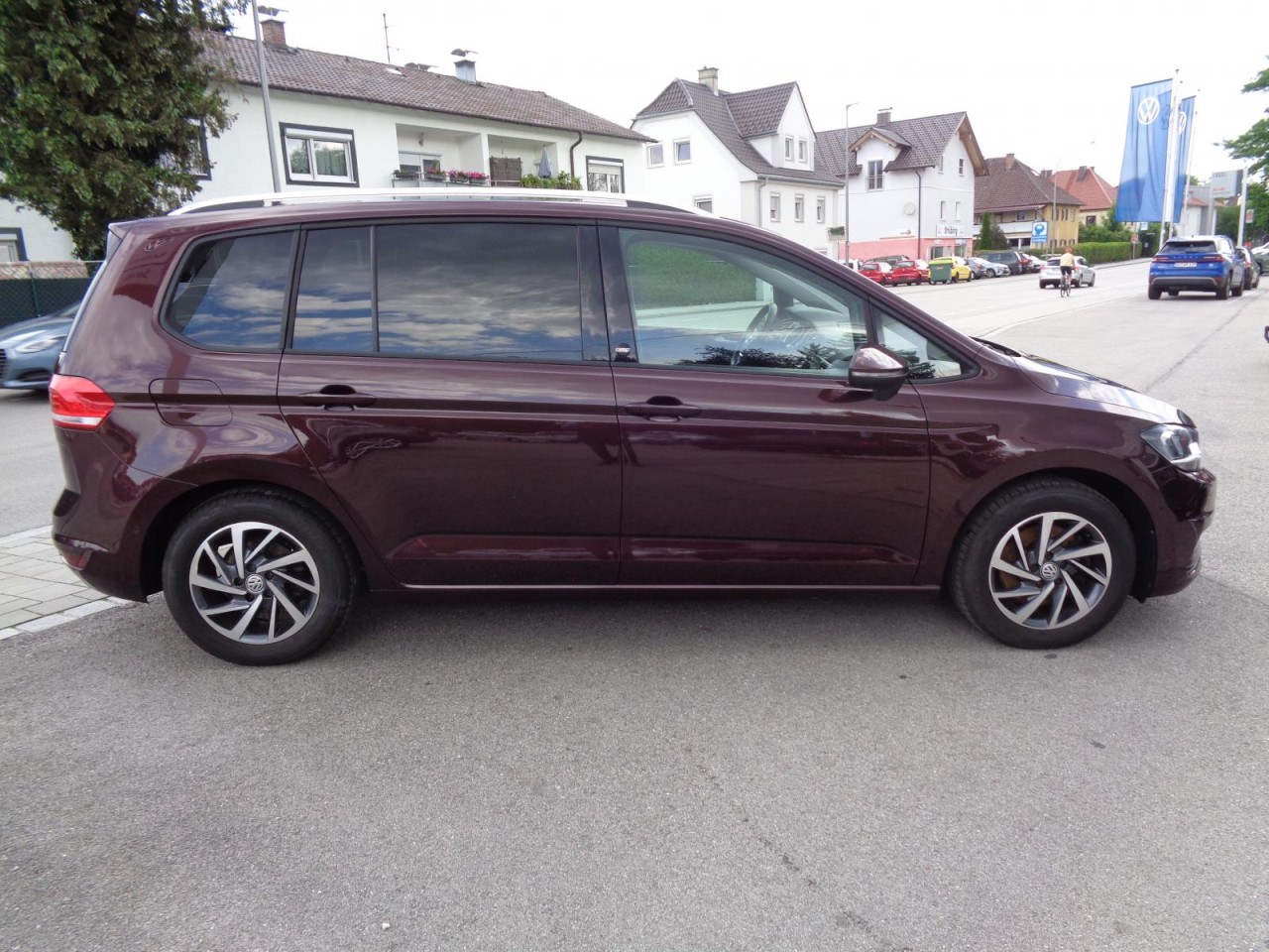 Touran 1.6 TDI Sound (ACC, Navi, 7-Sitzer)