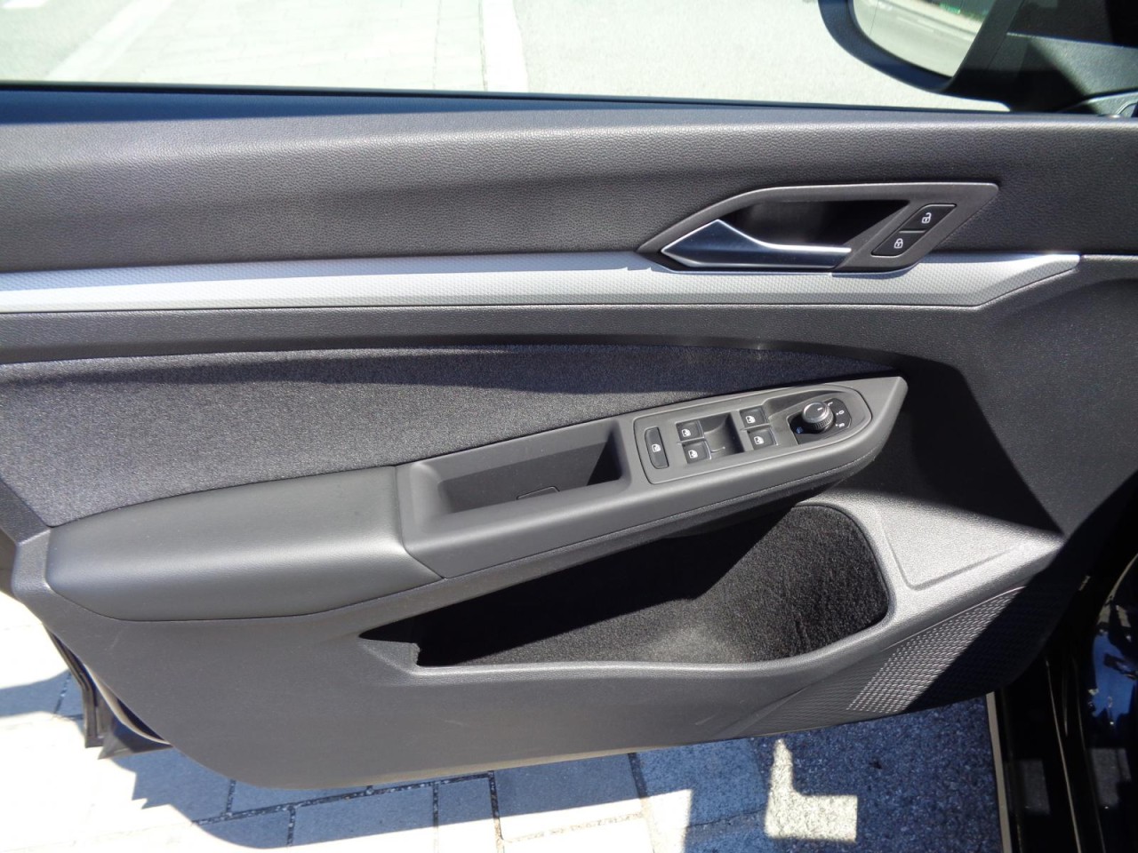 Golf VIII Variant 1.5 eTSI DSG Move (Navi, LED, ACC, PDC)