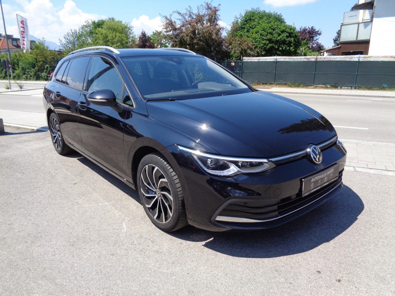 Golf VIII Variant 1.5 eTSI DSG Move (Navi, LED, ACC, PDC)