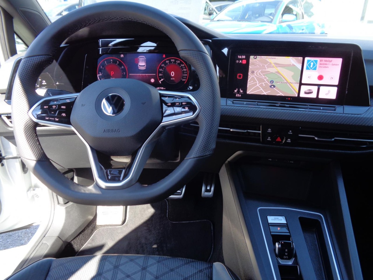 Golf VIII 2.0 TSI DSG R-Line (Navi, LED, ACC, PDC)