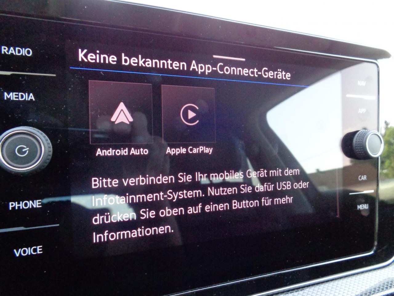 T-Cross 1,0 TSI Goal (Navi+LED+ACC+Sitzhzg.)