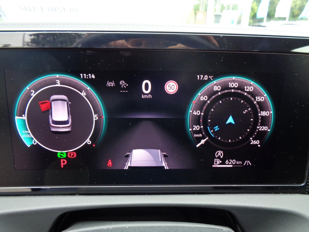 Tiguan 2,0 TDI DSG Life (Navi+LED+AHK+RearView)