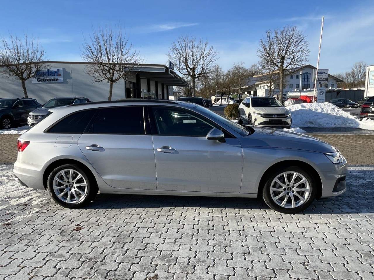 A4 Avant 40 2.0 TDI quattro S -Tronic (Navi+MatrixLED+R-Kamera+AHK)