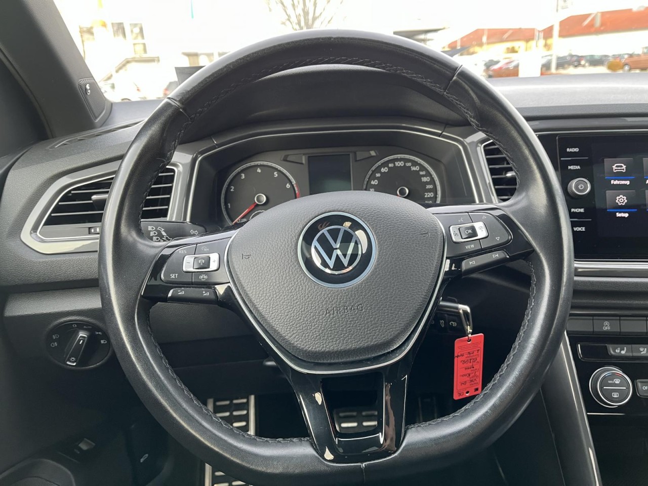 T-Roc 2,0 TSI DSG Sport 4MOTION (AHK+BEATS+Schiebedach)