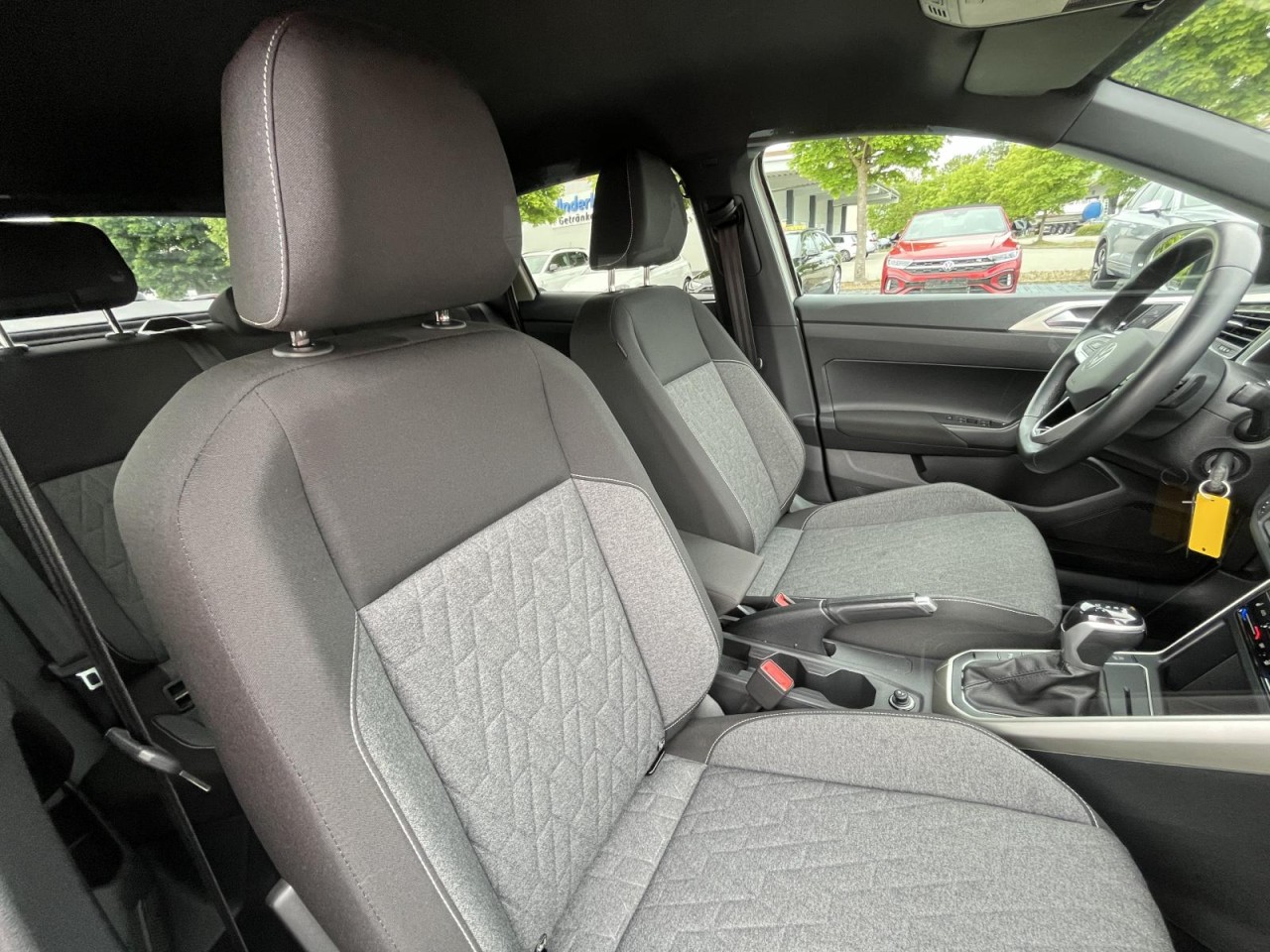 Taigo 1.0 TSI Move DSG (IQLight+NAVI+APP+AHK+ACC+RearView)