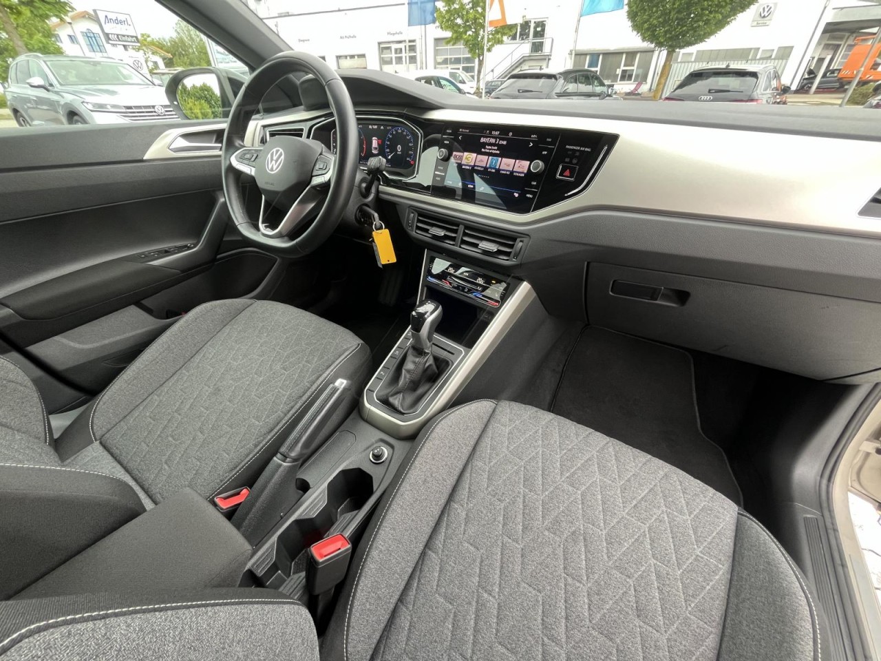 Taigo 1.0 TSI Move DSG (IQLight+NAVI+APP+AHK+ACC+RearView)